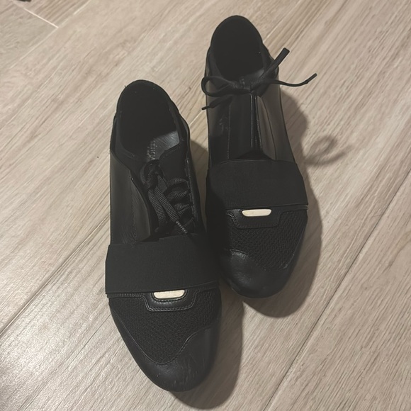 Balenciaga Paris Race Runner Sneakers - Picture 1 of 7